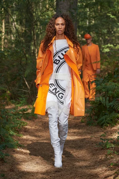 Look 23